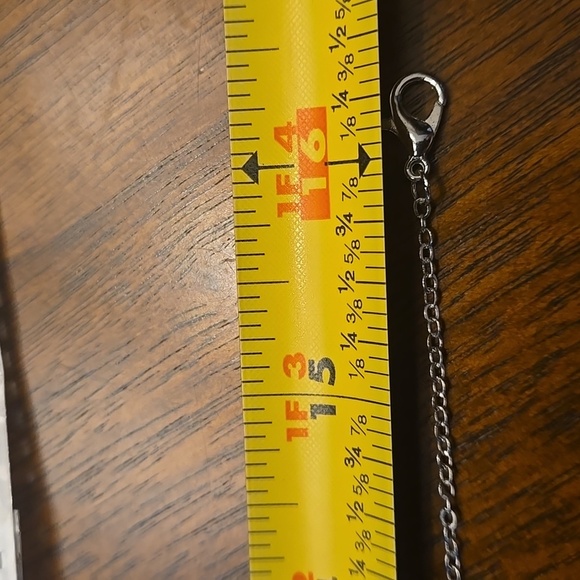 Rhinestone Alloy Butterfly Necklace Classic Style Silver plated - Picture 8 of 9